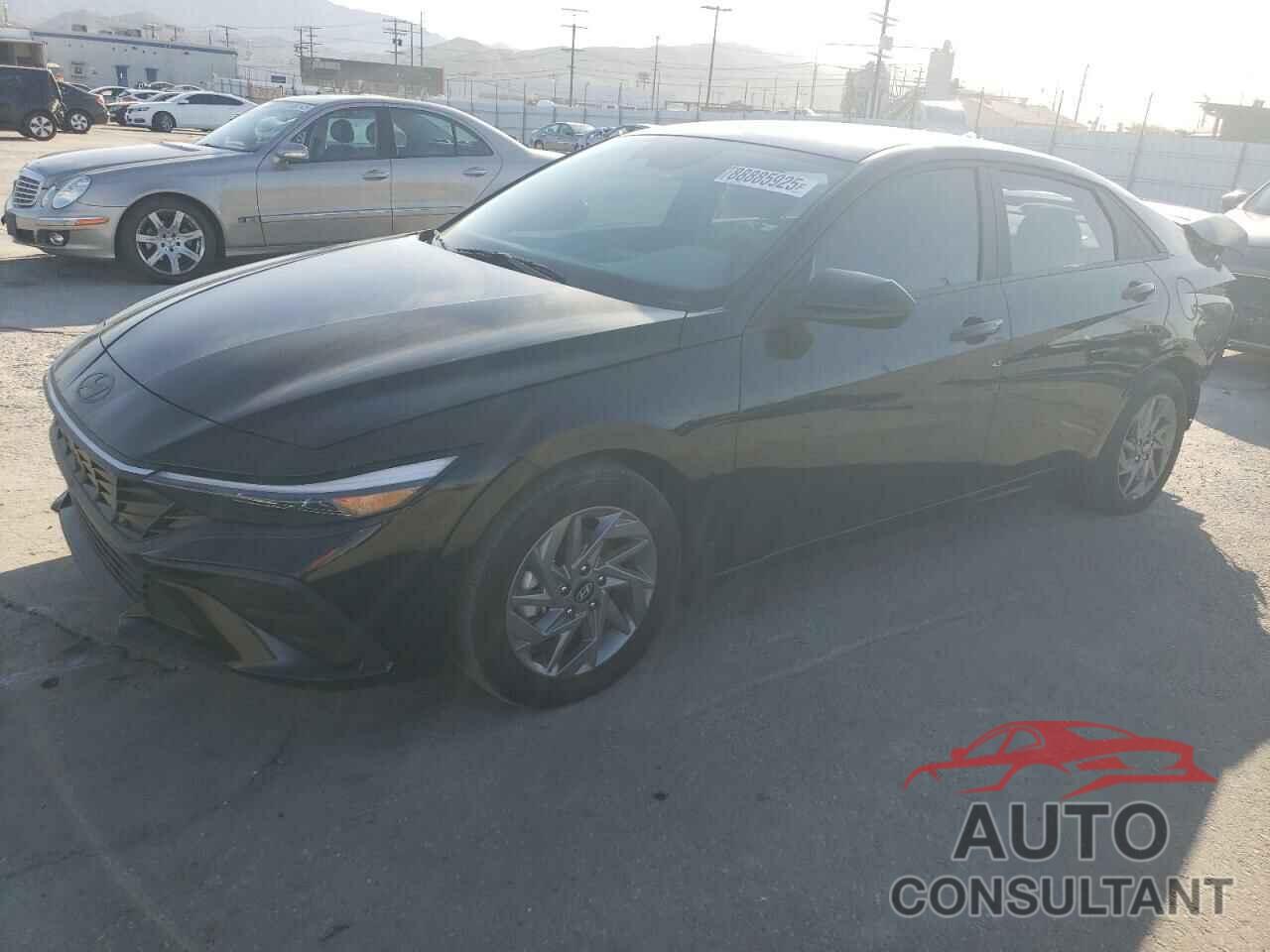 HYUNDAI ELANTRA 2024 - KMHLM4DJ6RU096875