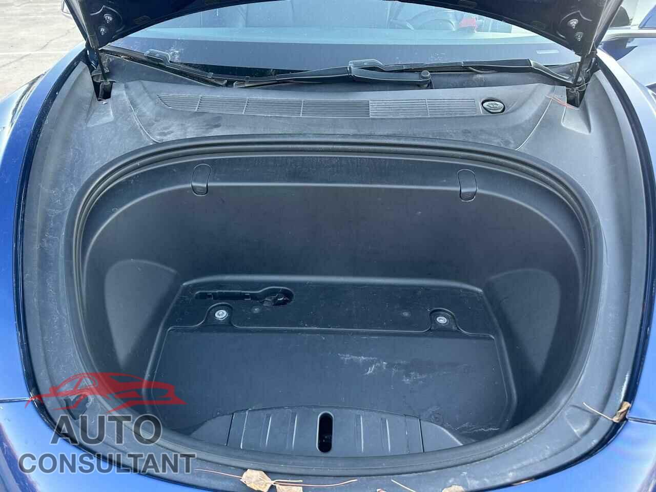 TESLA MODEL 3 2019 - 5YJ3E1EA0KF344972