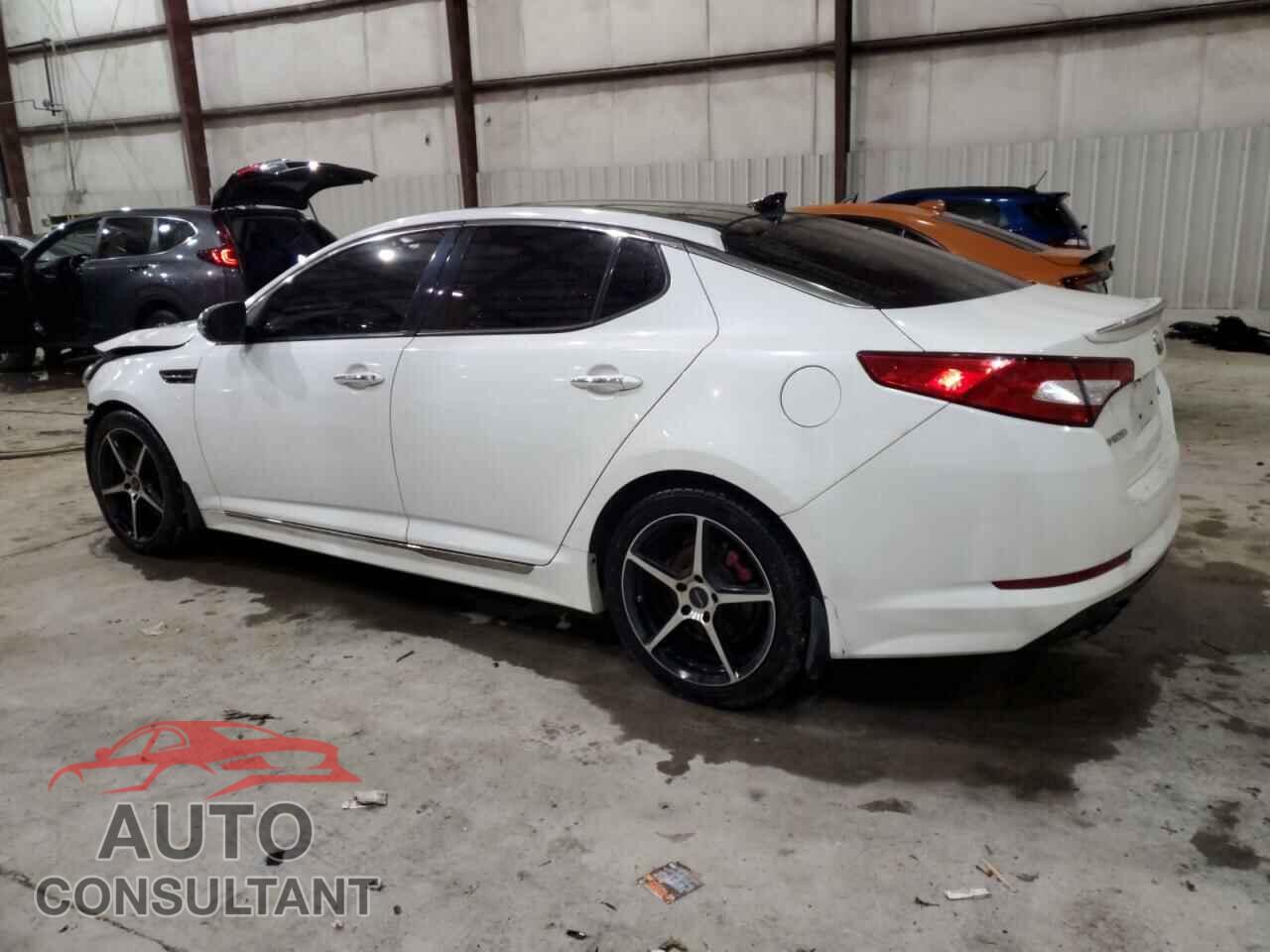 KIA OPTIMA 2013 - 5XXGR4A63DG213978