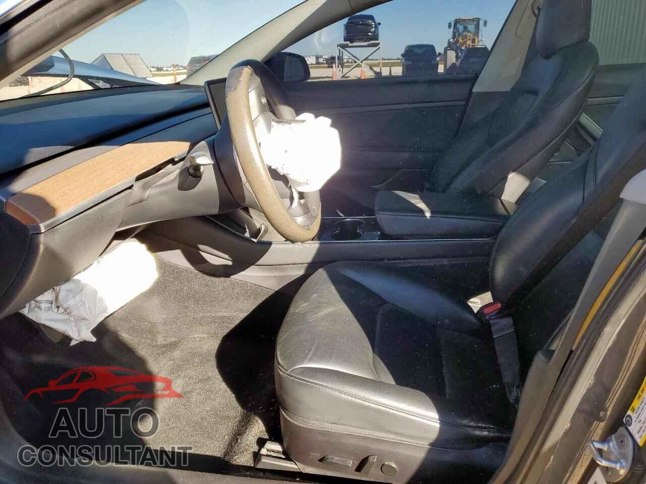 TESLA MODEL 3 2020 - 5YJ3E1EA0LF799189