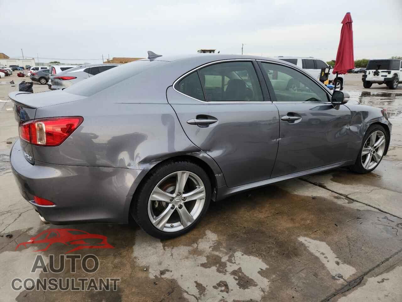 LEXUS IS 2012 - JTHBF5C2XC5175282