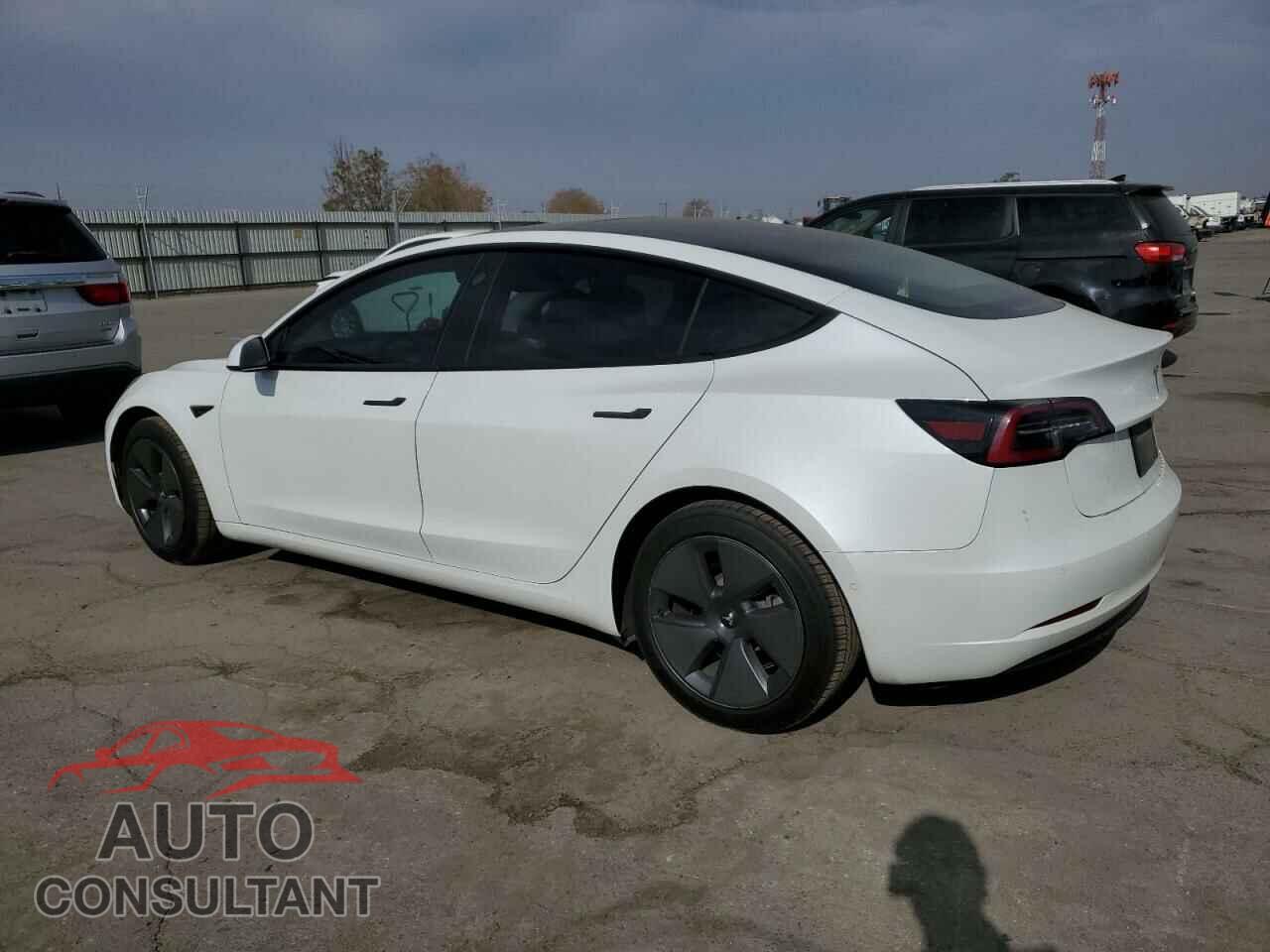TESLA MODEL 3 2021 - 5YJ3E1EB8MF046231