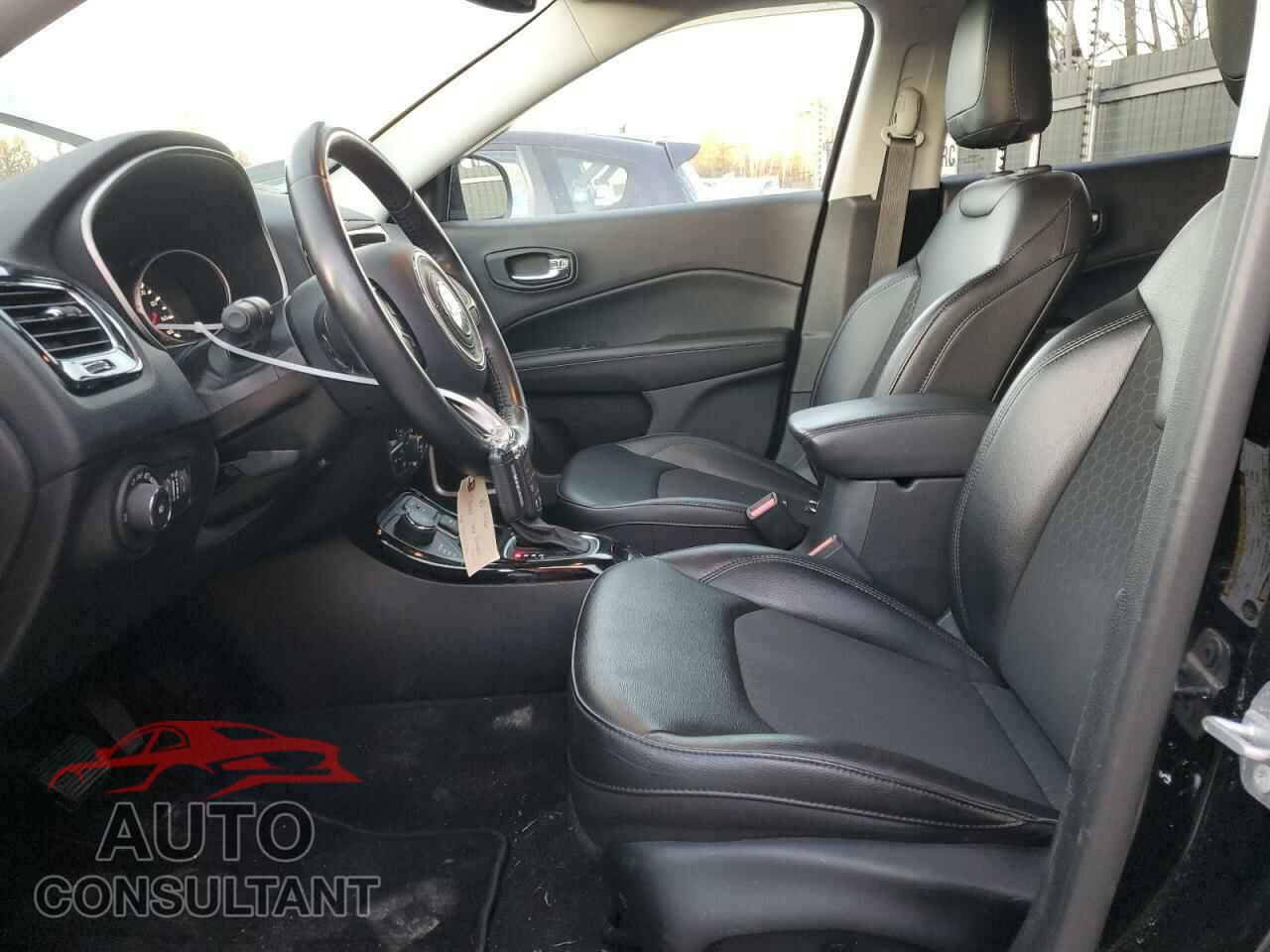 JEEP COMPASS 2020 - 3C4NJDBB5LT100613