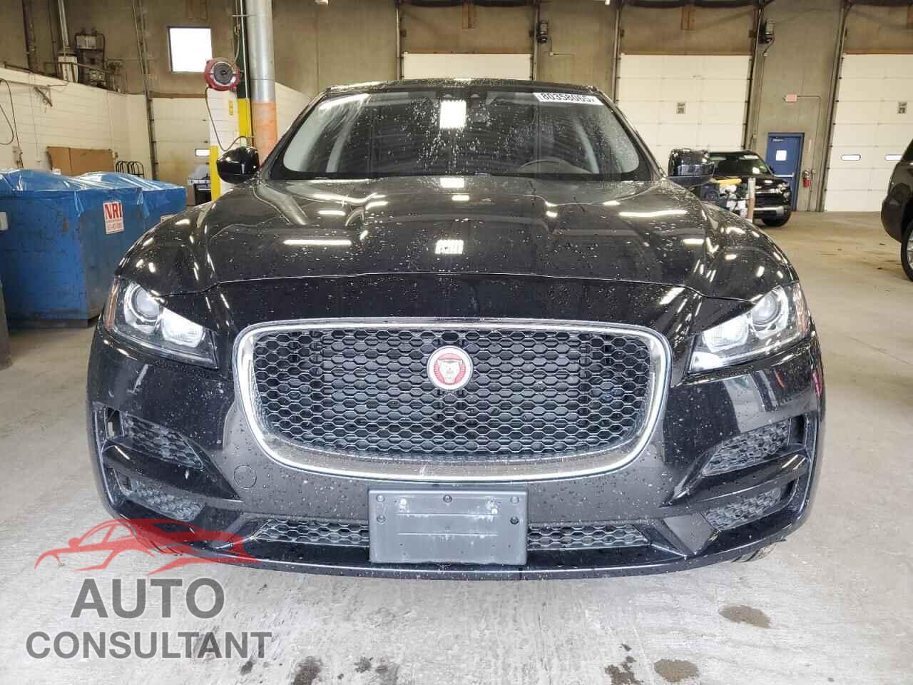 JAGUAR F-PACE 2017 - SADCS2BV9HA496809
