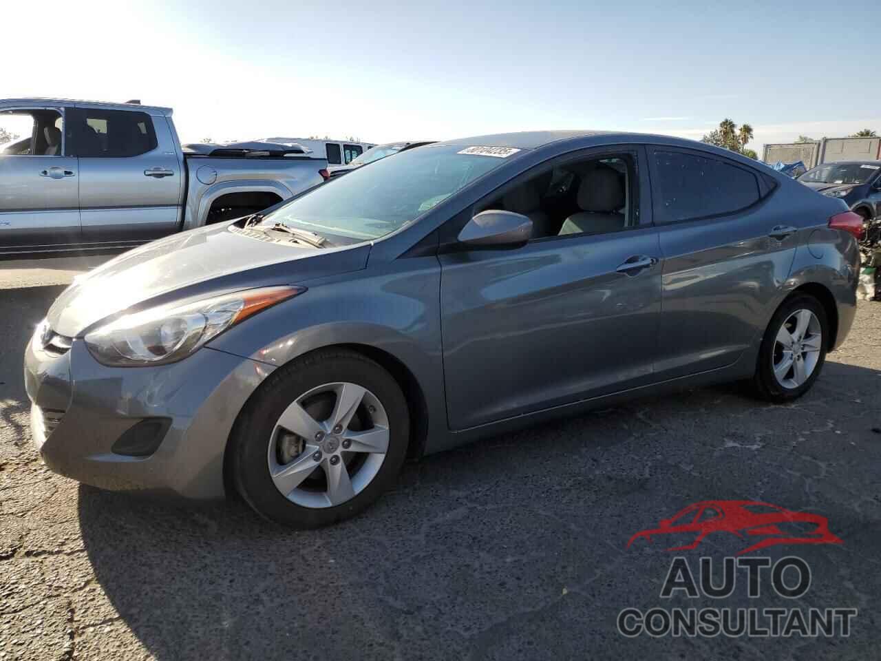 HYUNDAI ELANTRA 2013 - 5NPDH4AE7DH364095
