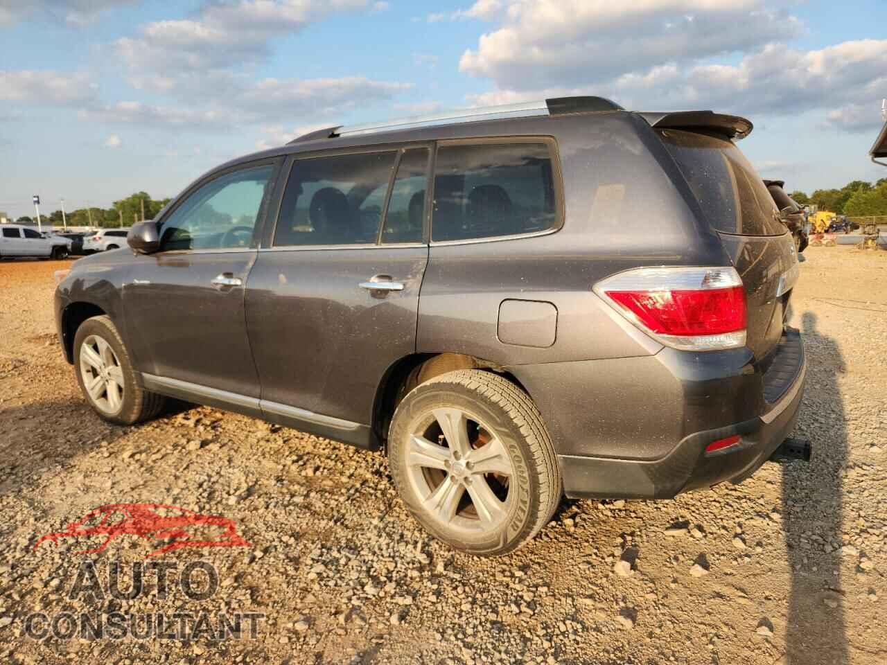 TOYOTA HIGHLANDER 2013 - 5TDYK3EH8DS101397