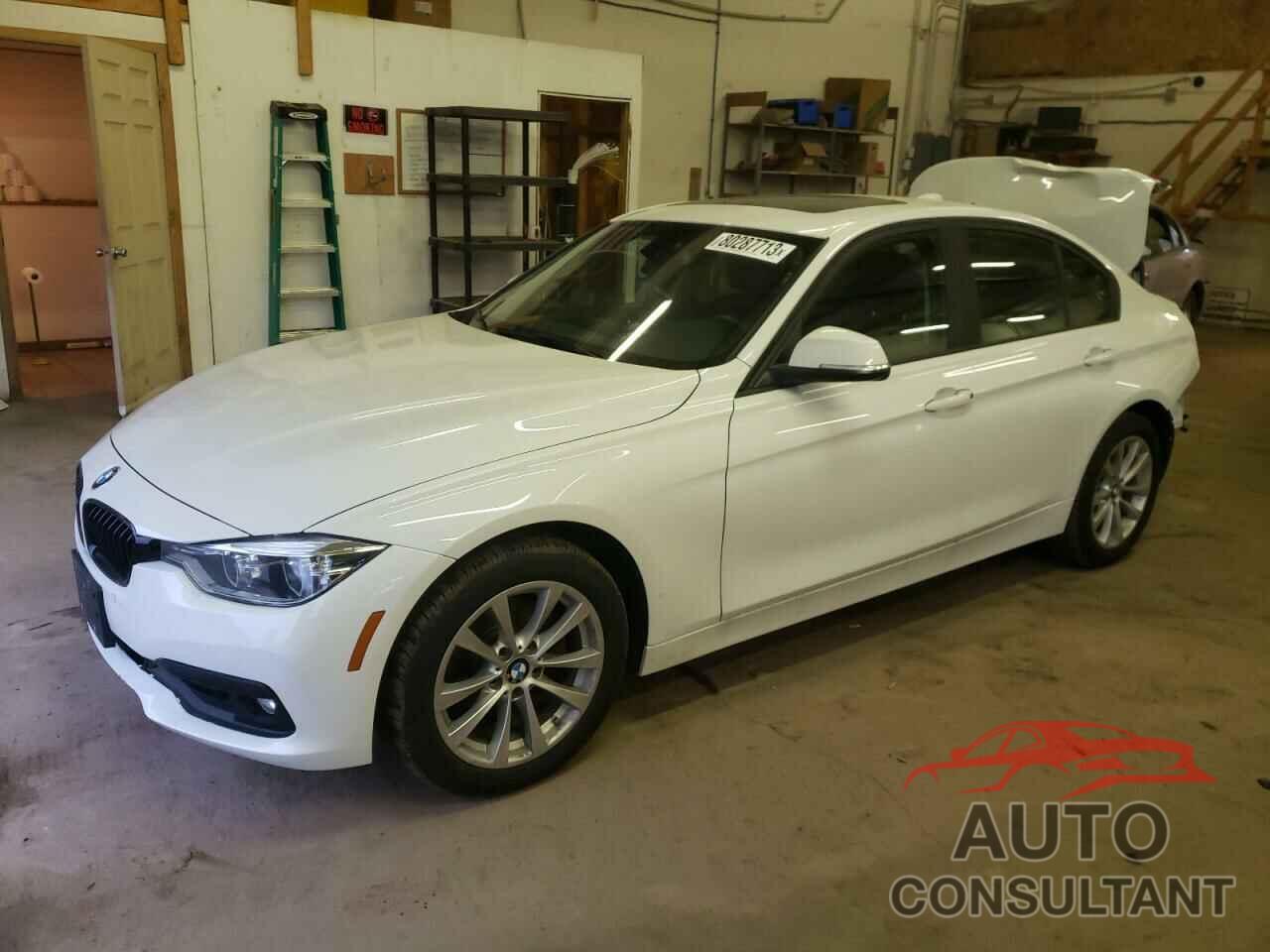 BMW 3 SERIES 2018 - WBA8E5G54JNU47158