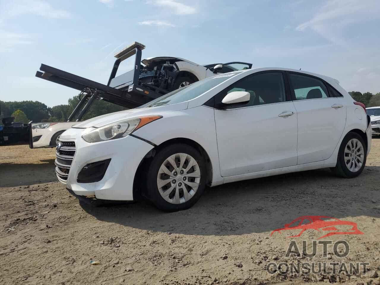HYUNDAI ELANTRA 2017 - KMHD35LH5HU374773