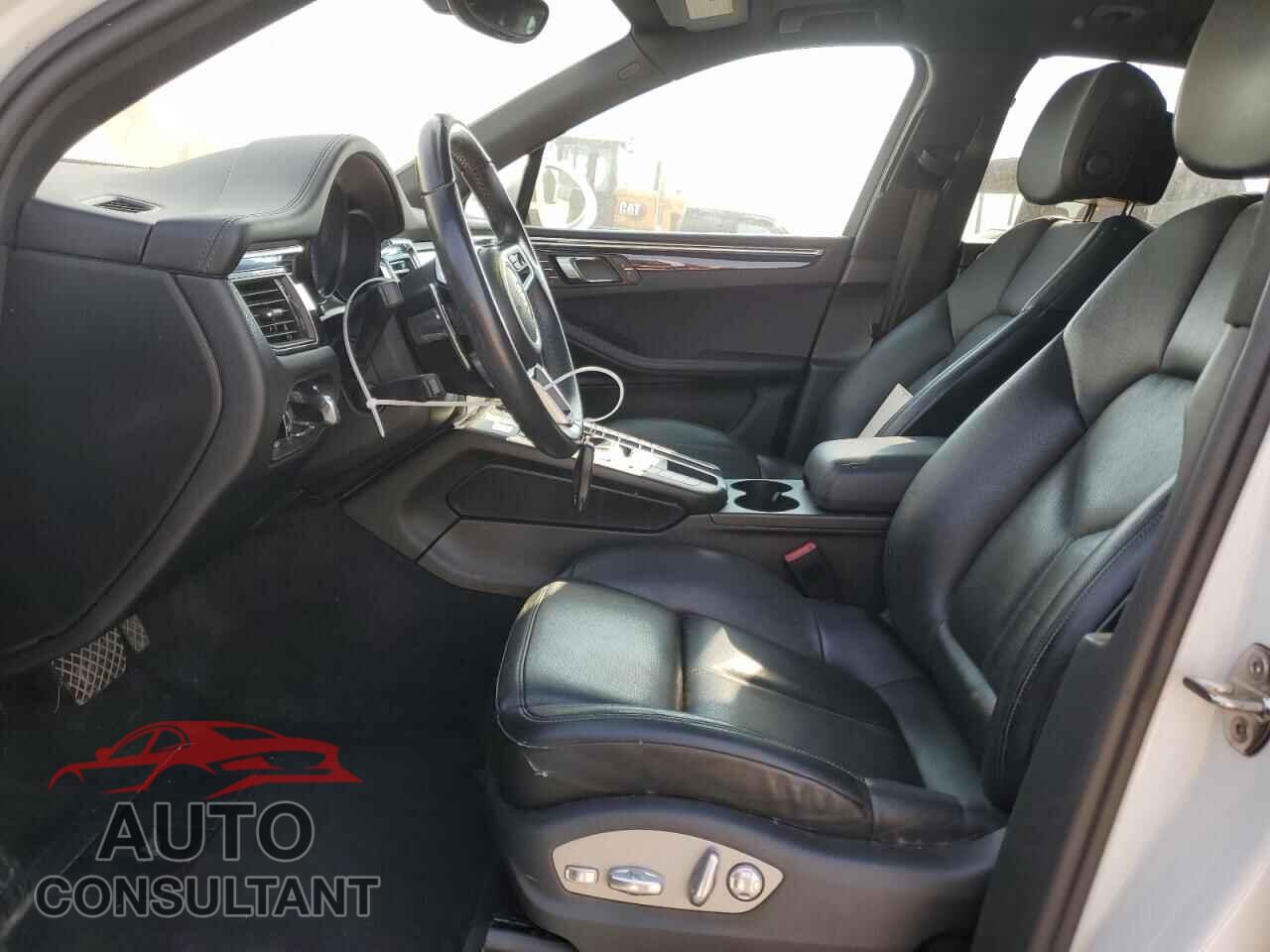 PORSCHE MACAN 2015 - WP1AB2A55FLB51572