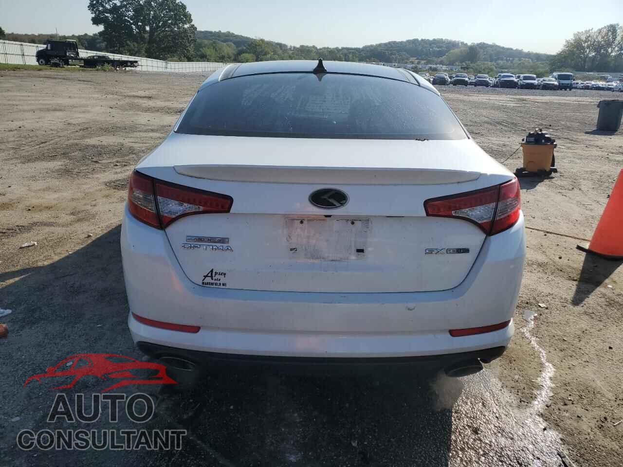 KIA OPTIMA 2011 - KNAGR4A69B5166583