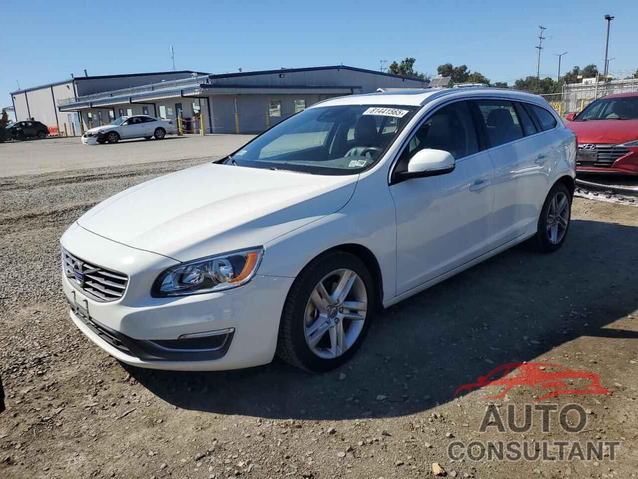 VOLVO V60 2015 - YV140MEK3F1246850