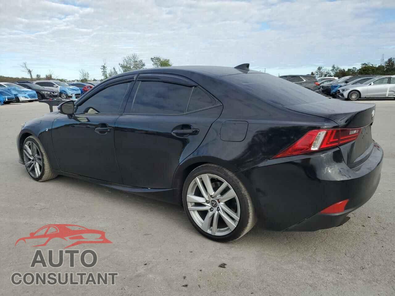 LEXUS IS 2014 - JTHBE1D25E5005375