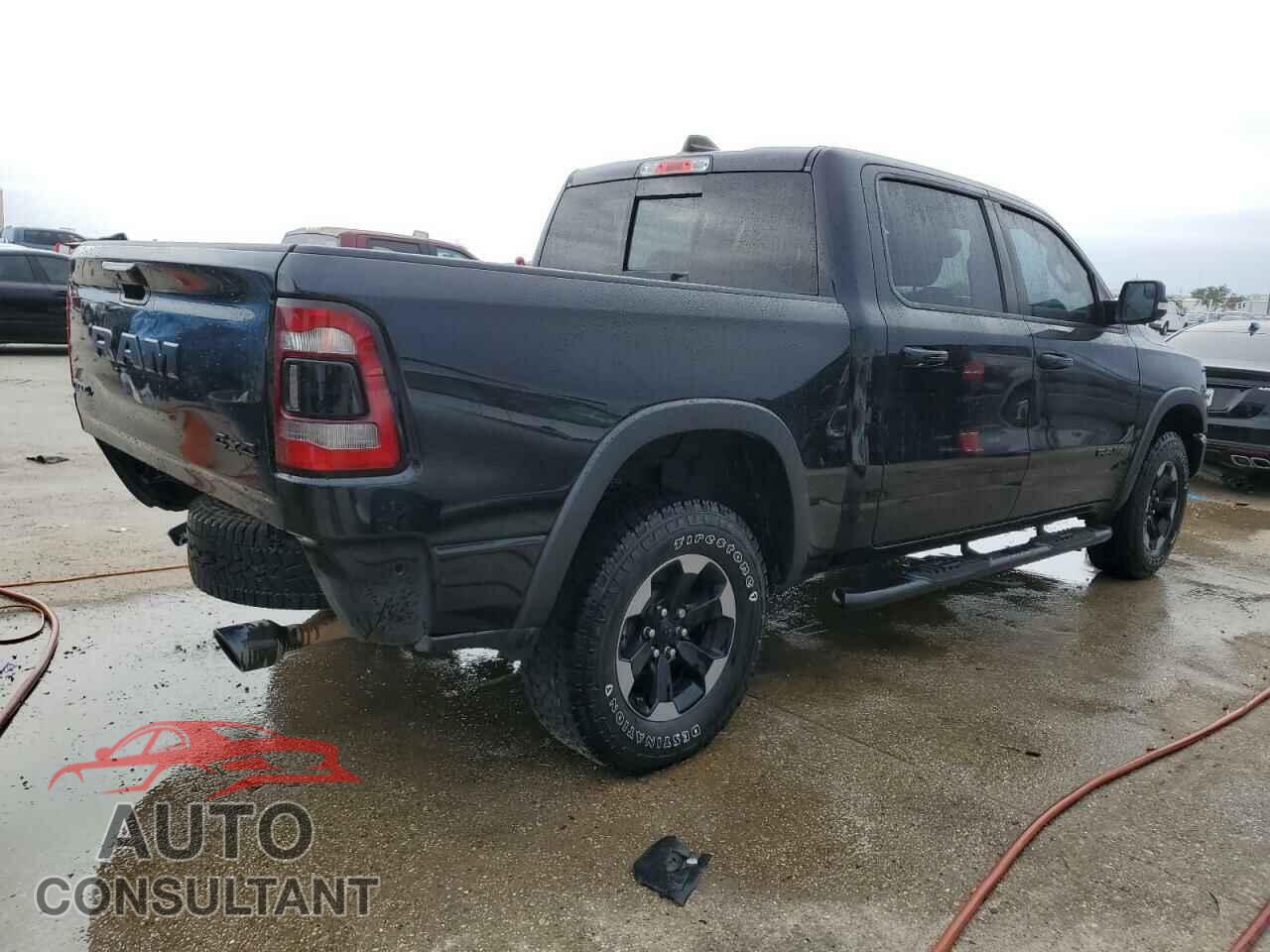 RAM 1500 2019 - 1C6SRFLT8KN823893