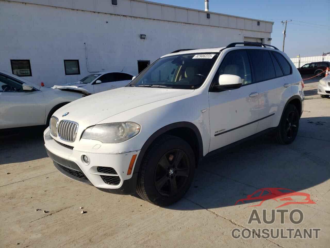 BMW X5 2011 - 5UXZW0C54BL660944