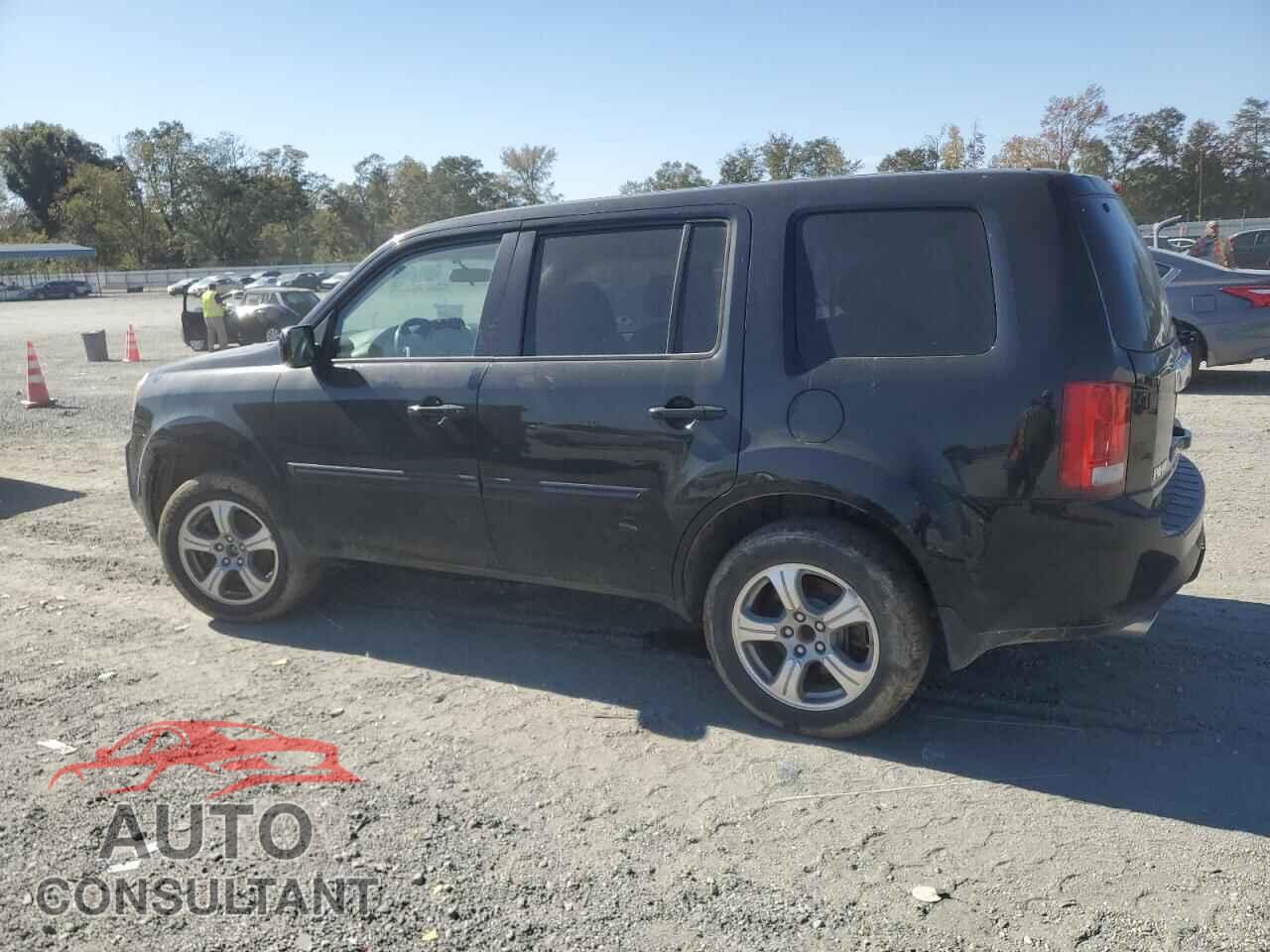 HONDA PILOT 2013 - 5FNYF3H46DB028872