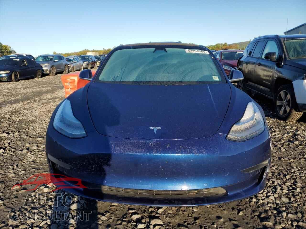 TESLA MODEL 3 2018 - 5YJ3E1EA1JF045490