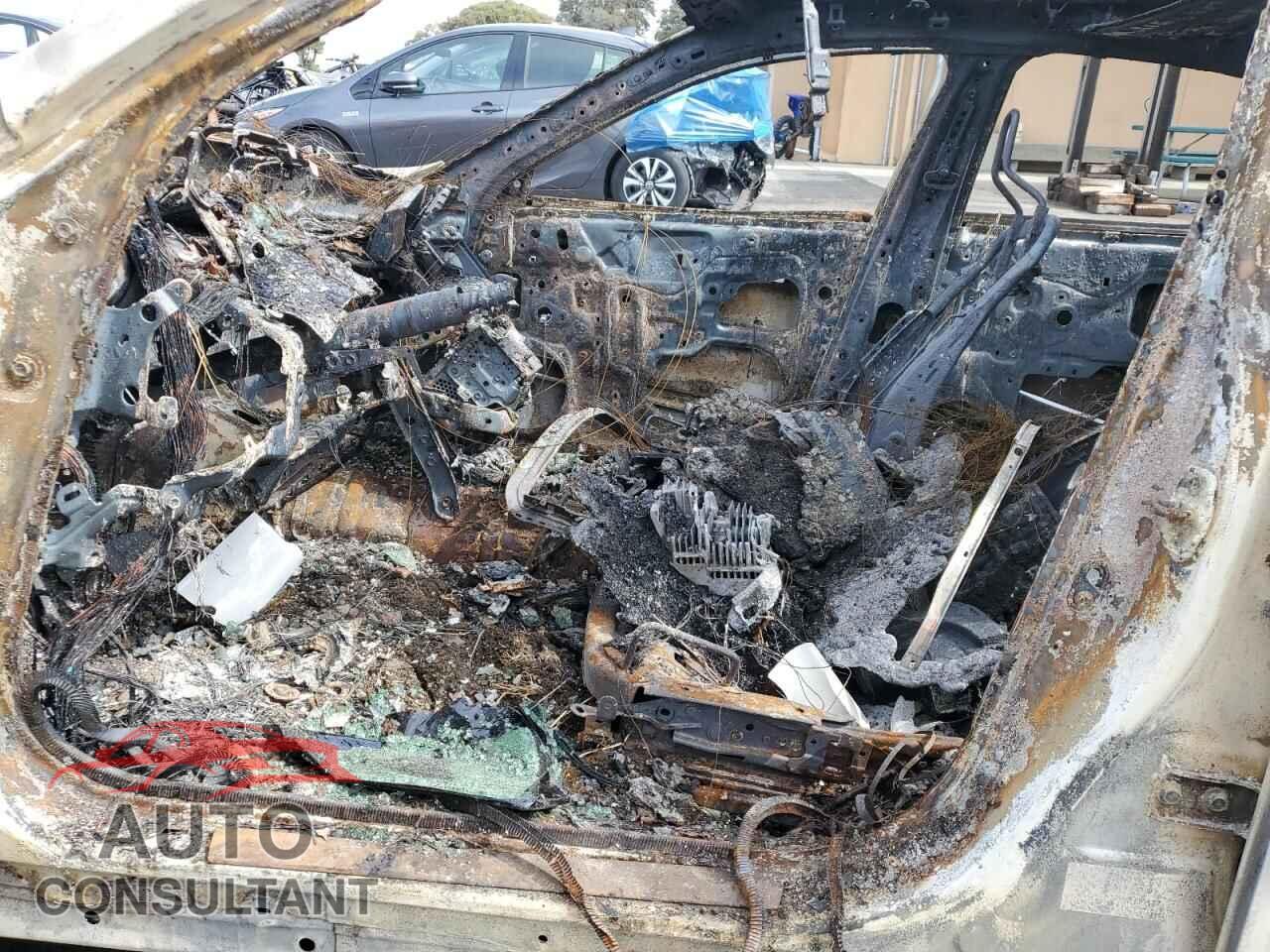LEXUS IS 2014 - JTHBF1D26E5018066