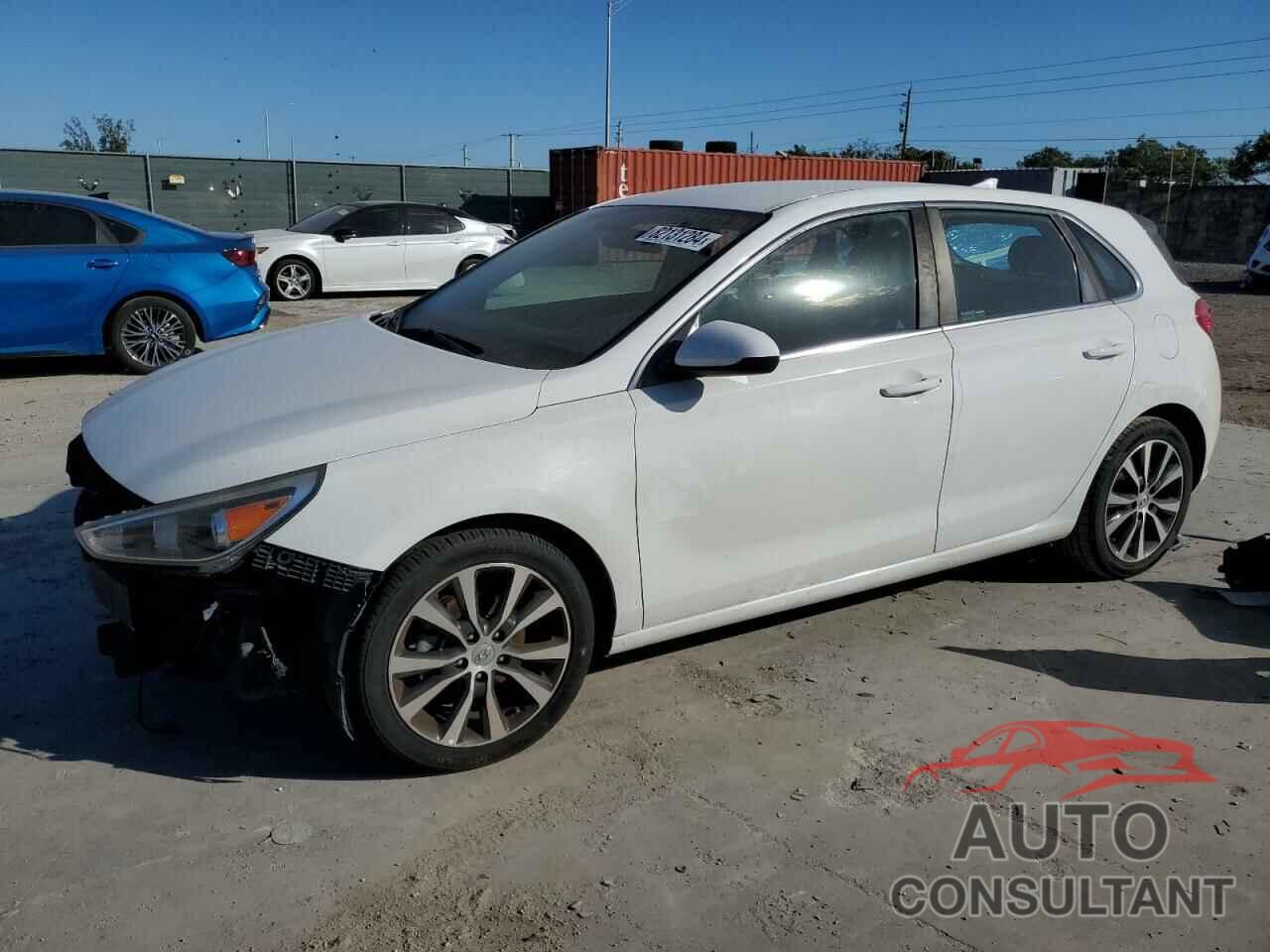 HYUNDAI ELANTRA 2018 - KMHH35LEXJU060047