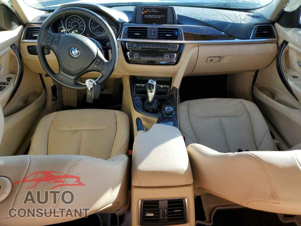 BMW 3 SERIES 2016 - WBA8E1G53GNU11379