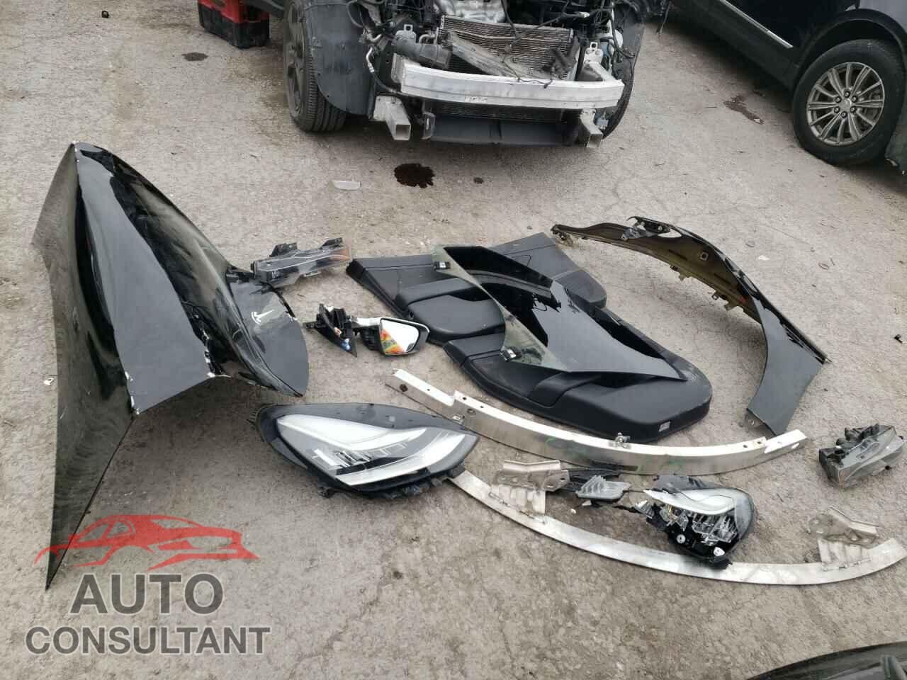 TESLA MODEL 3 2018 - 5YJ3E1EA9JF171869