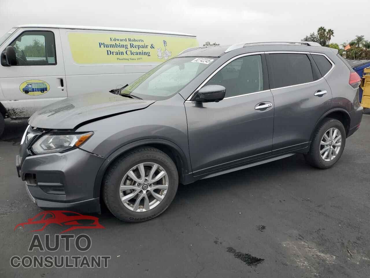 NISSAN ROGUE 2017 - KNMAT2MT1HP574377