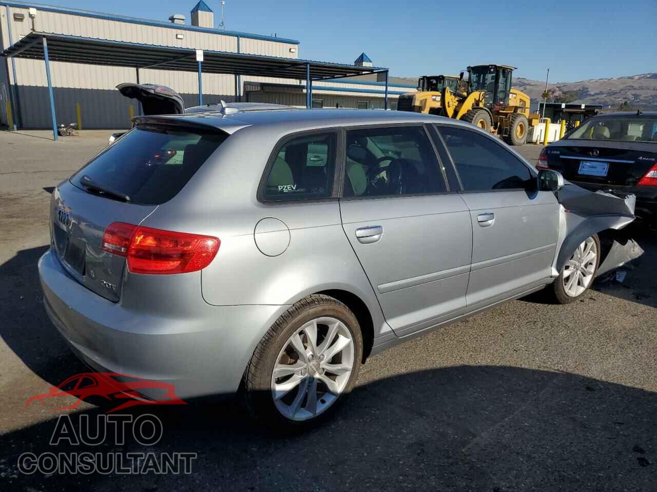 AUDI A3 2012 - WAUBEAFM9CA109532