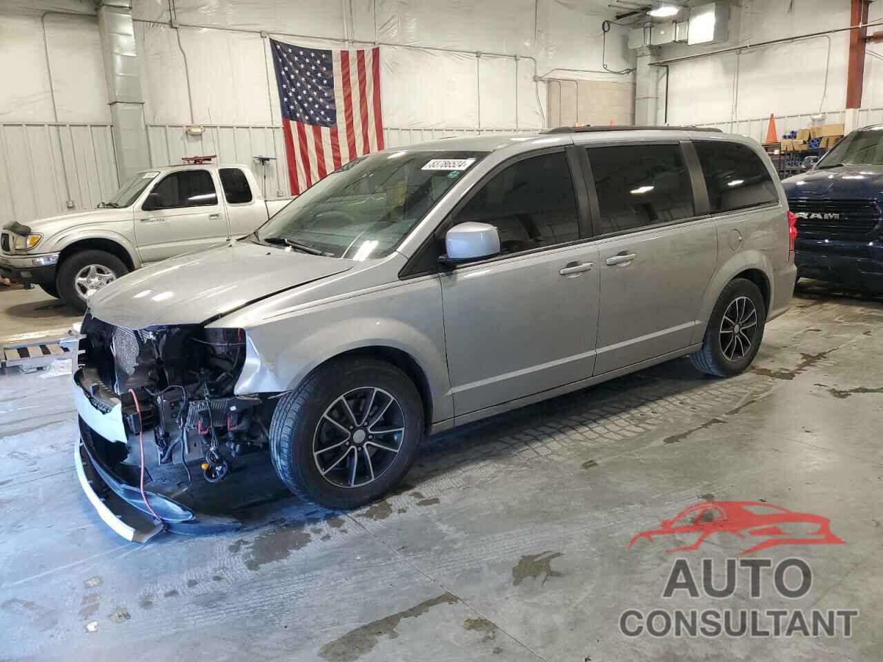 DODGE CARAVAN 2018 - 2C4RDGEG6JR285224