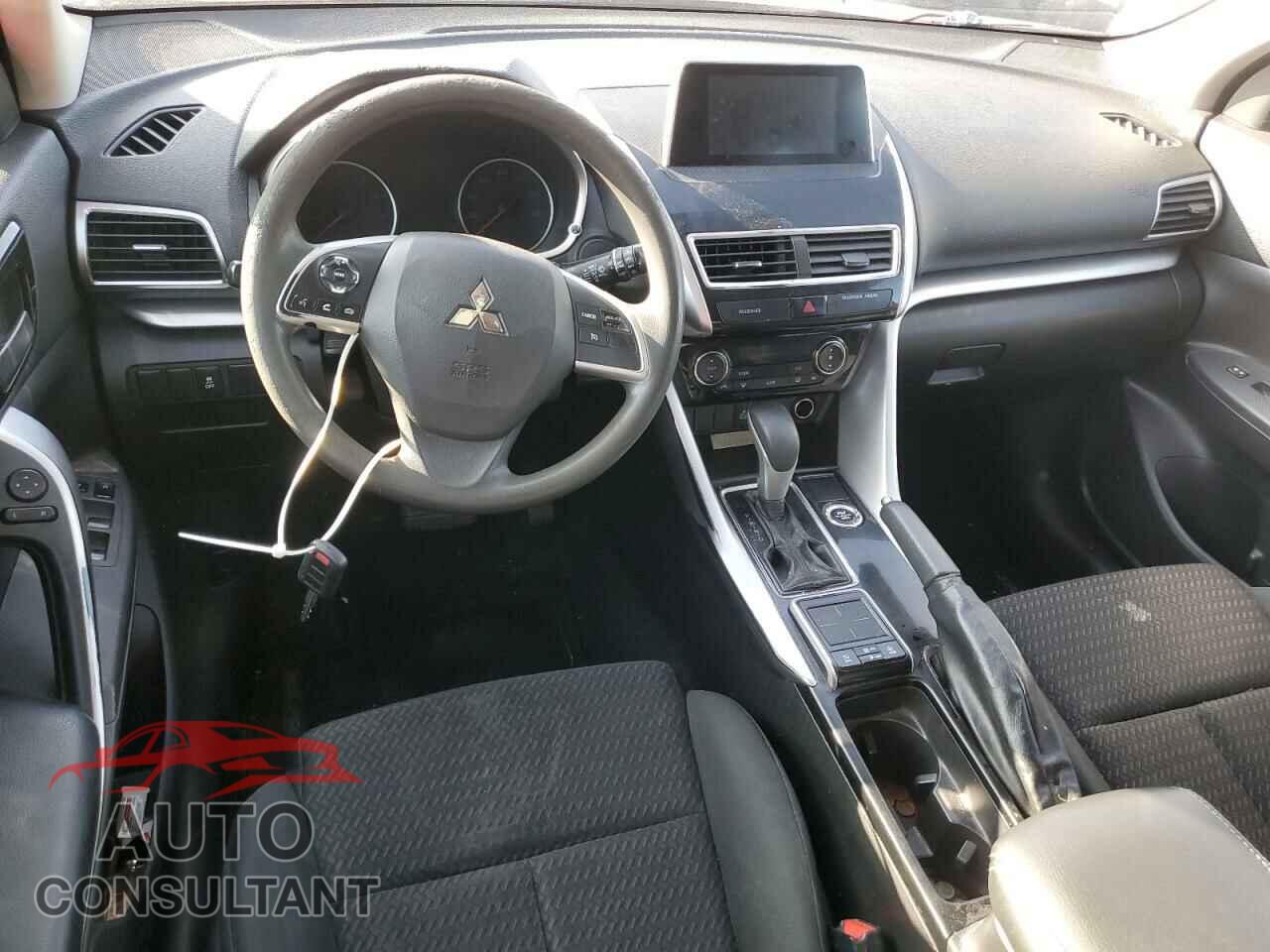 MITSUBISHI ECLIPSE 2018 - JA4AT4AA9JZ051112