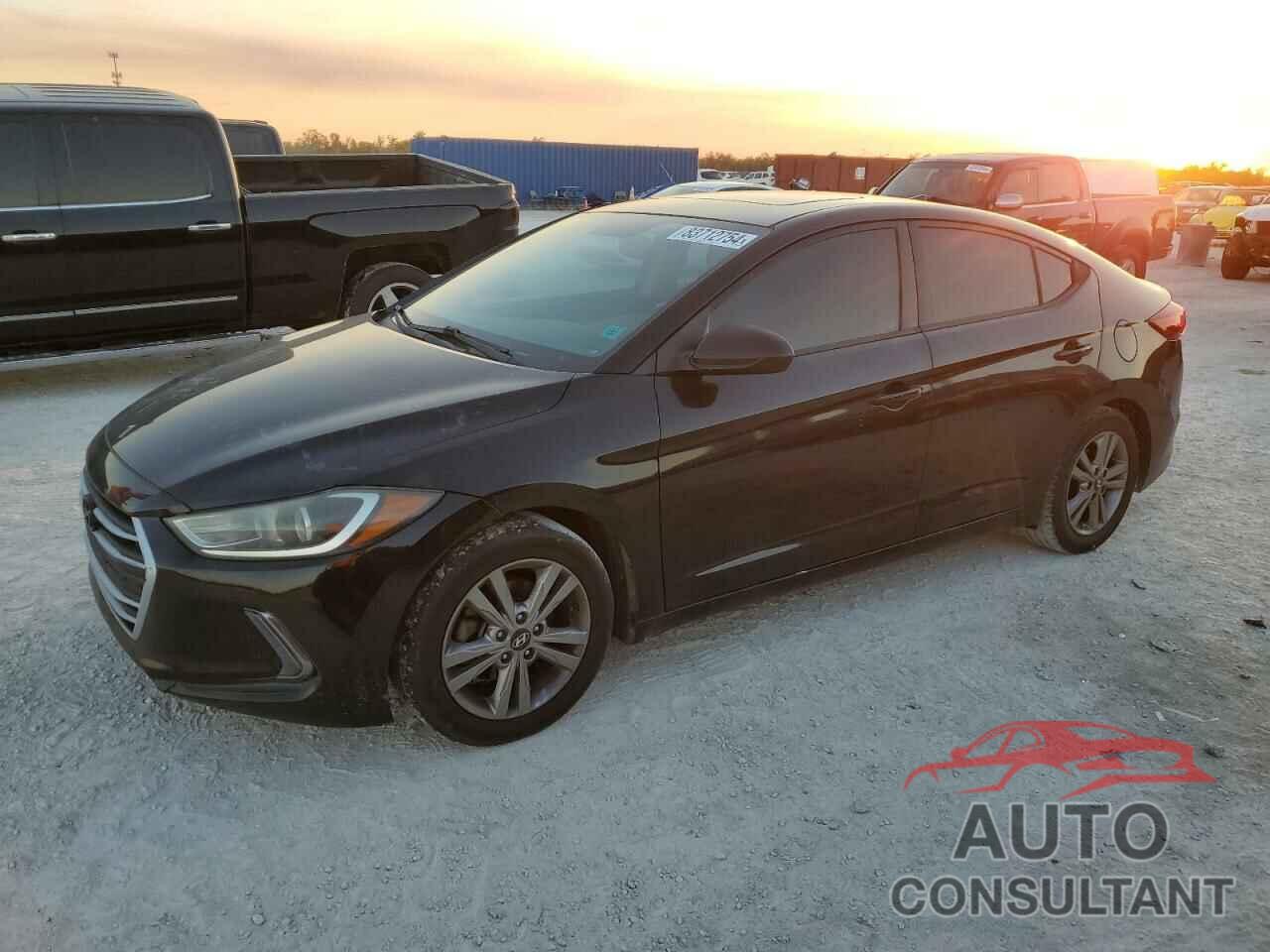 HYUNDAI ELANTRA 2018 - KMHD84LFXJU613699