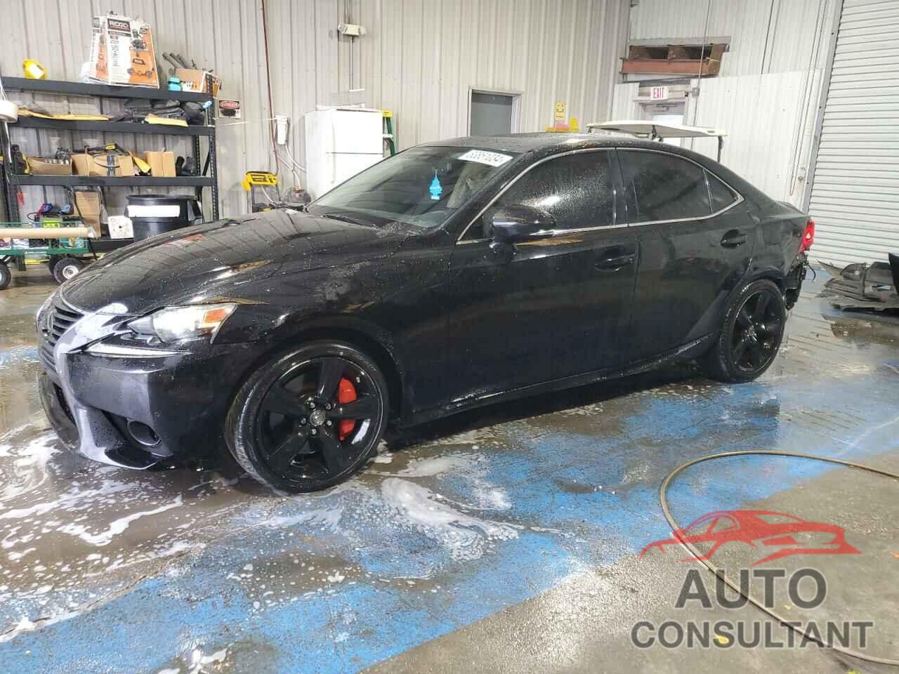LEXUS IS 2015 - JTHBE1D23F5019809