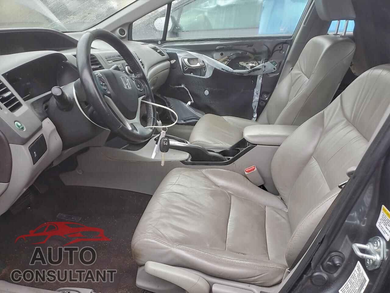 HONDA CIVIC 2012 - JHMFB4F31CS006300