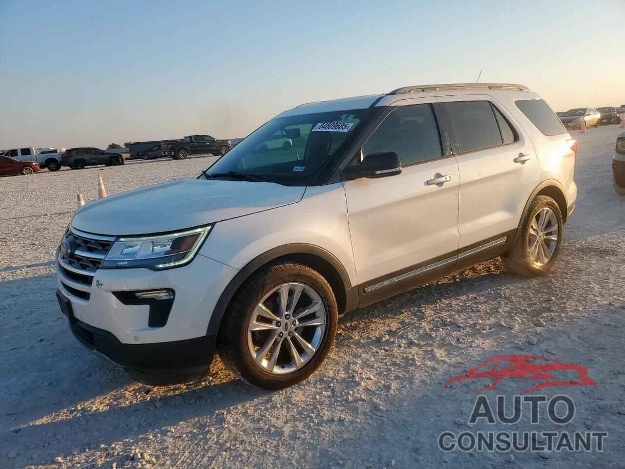 FORD EXPLORER 2018 - 1FM5K7D82JGB88498
