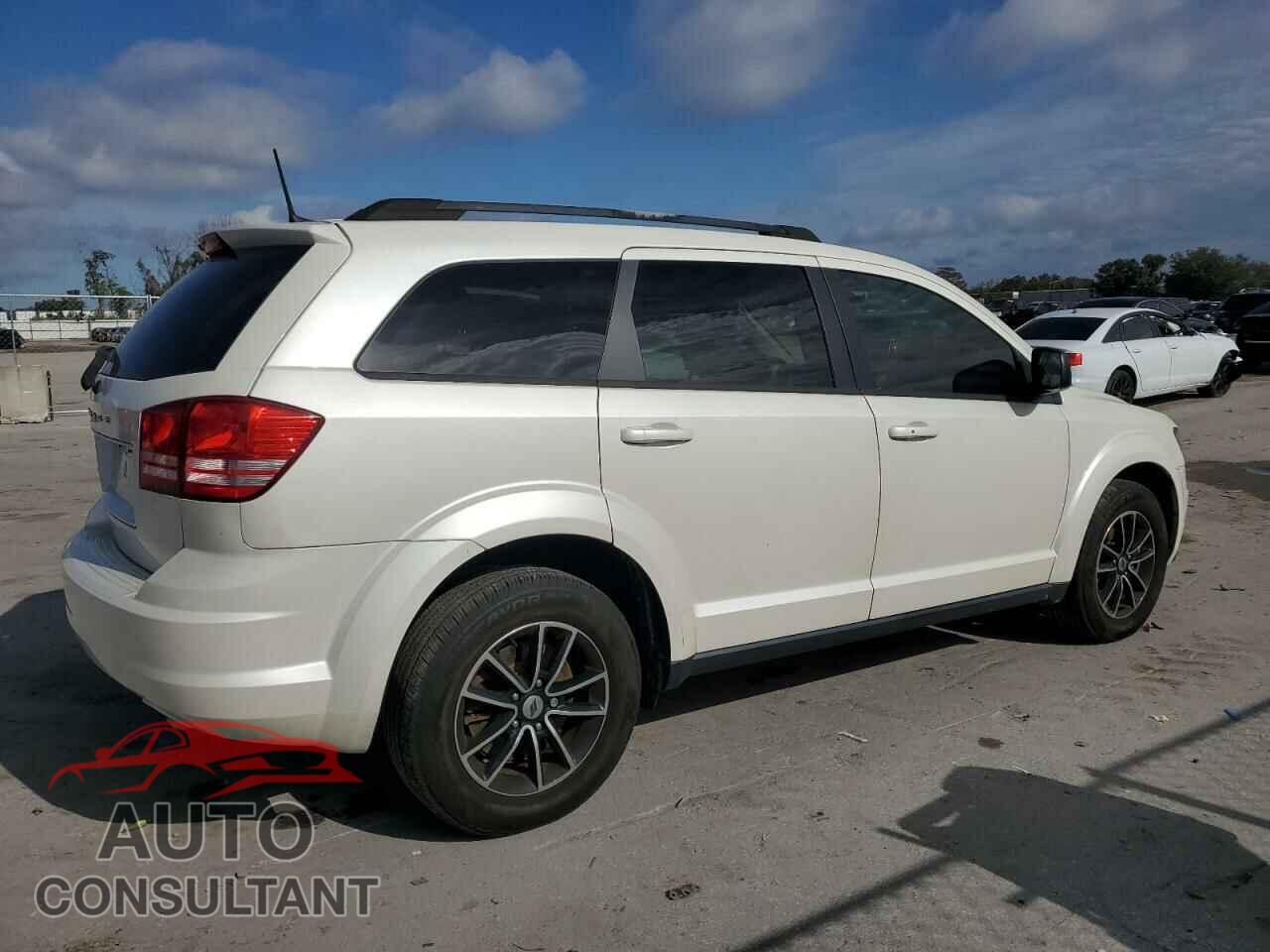 DODGE JOURNEY 2018 - 3C4PDCAB4JT490516