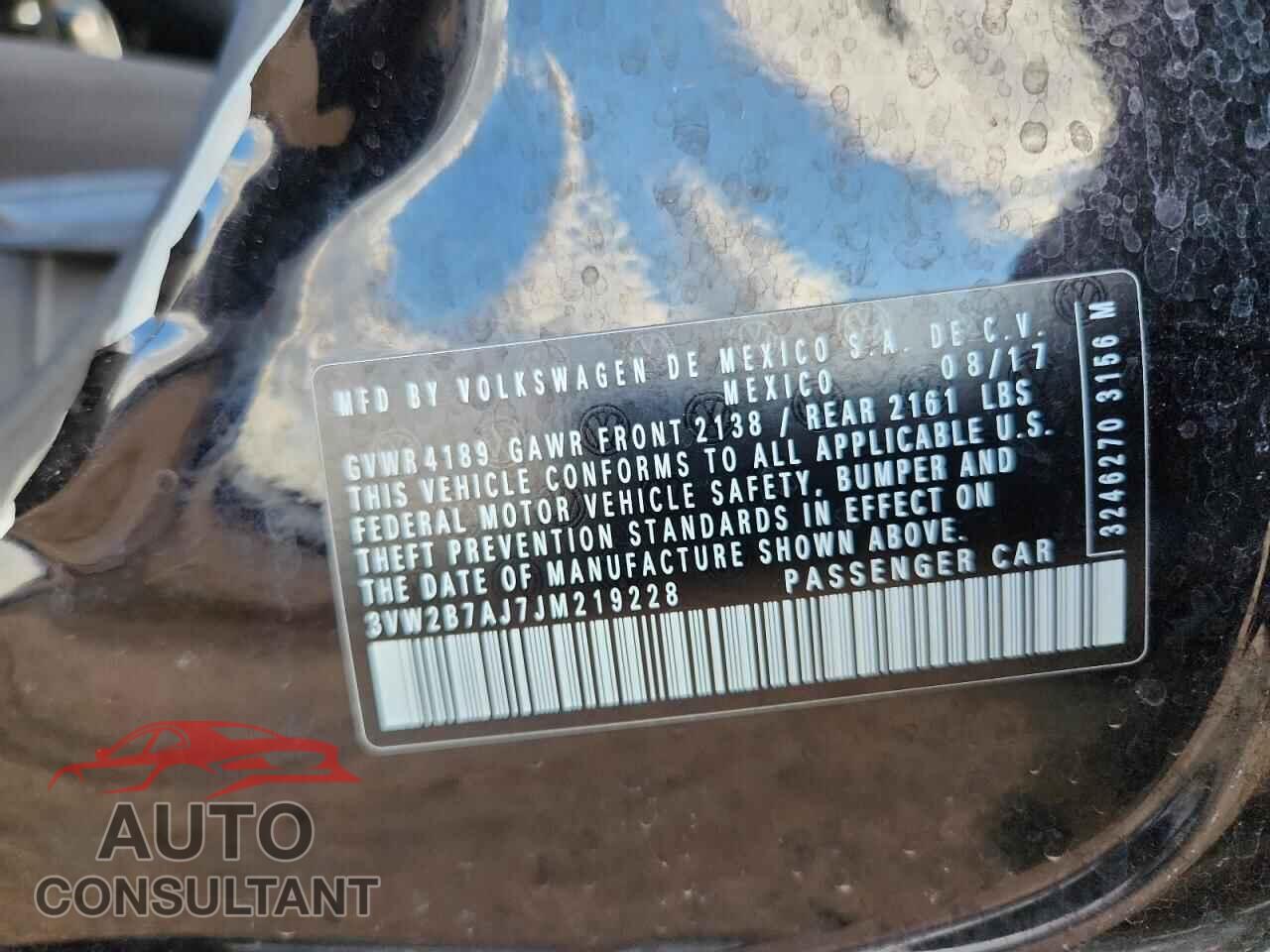 VOLKSWAGEN JETTA 2018 - 3VW2B7AJ7JM219228