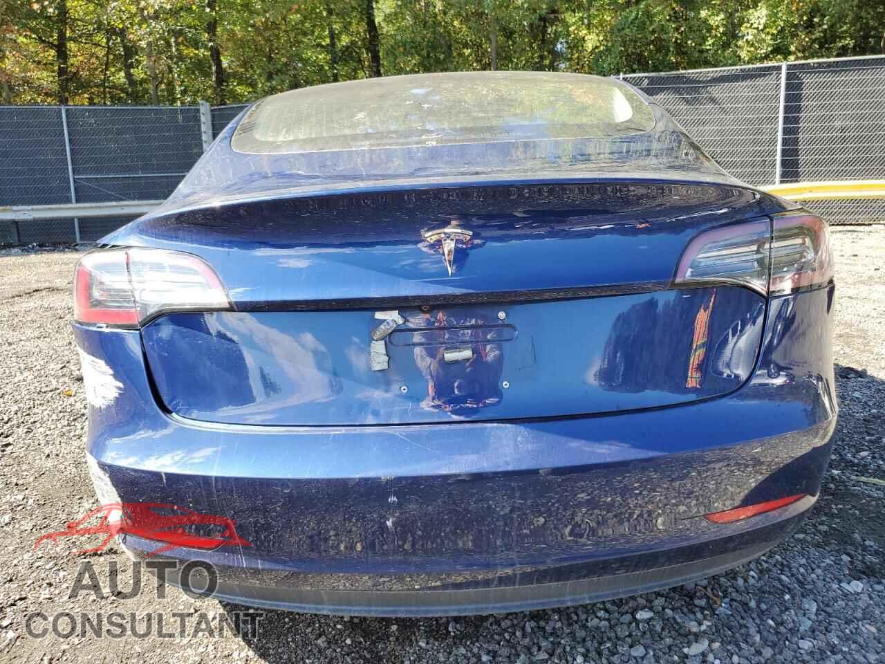 TESLA MODEL 3 2018 - 5YJ3E1EA5JF027753