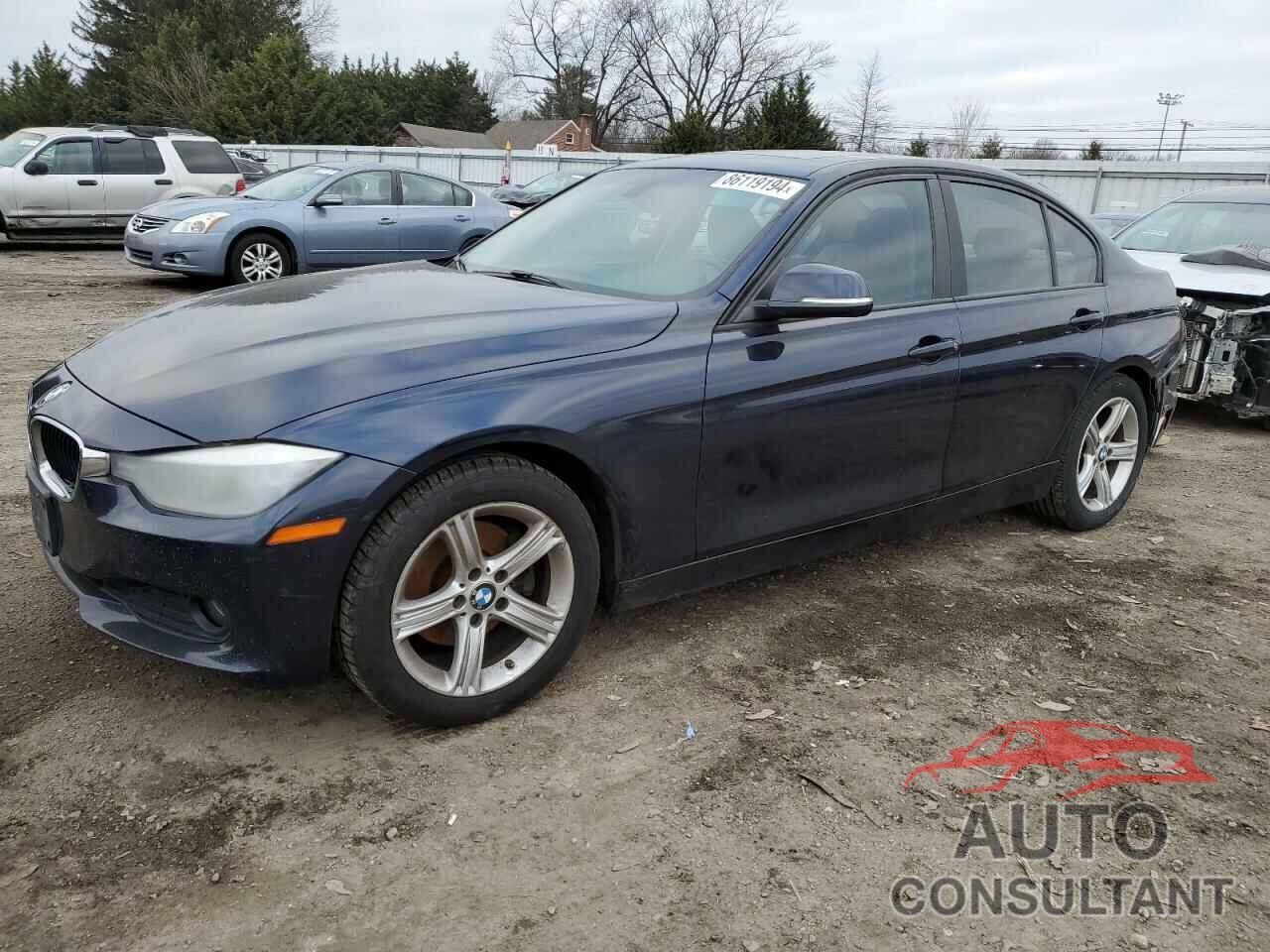 BMW 3 SERIES 2013 - WBA3C3C56DF981156