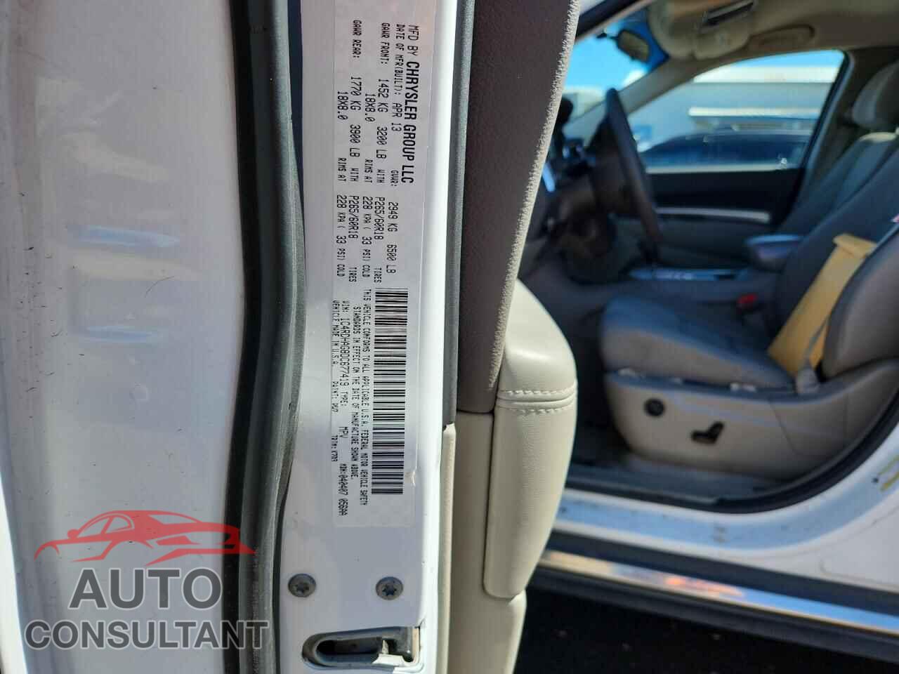 DODGE DURANGO 2013 - 1C4RDHAG8DC677419