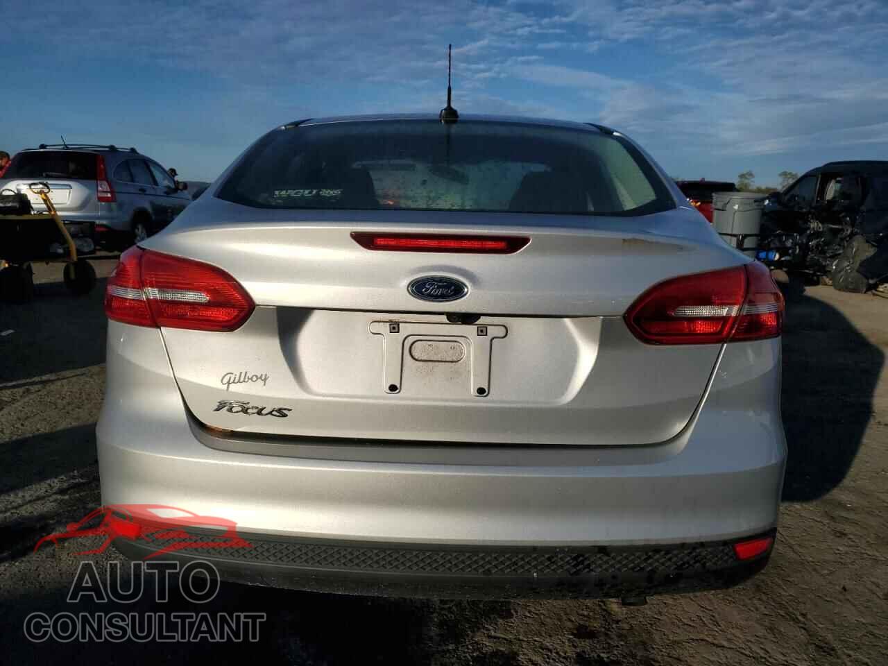 FORD FOCUS 2017 - 1FADP3E27HL326760