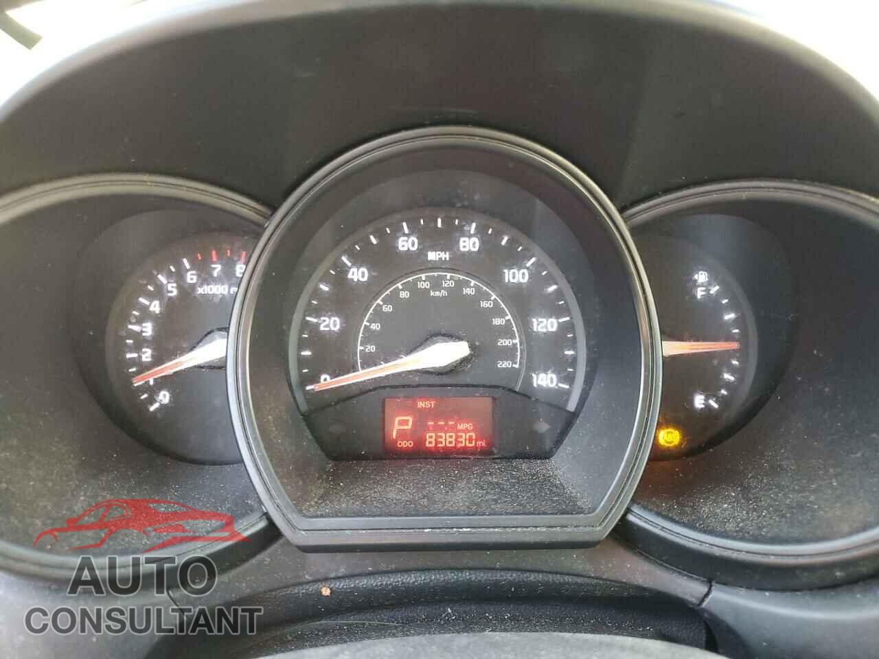 KIA RIO 2013 - KNADM5A30D6319197