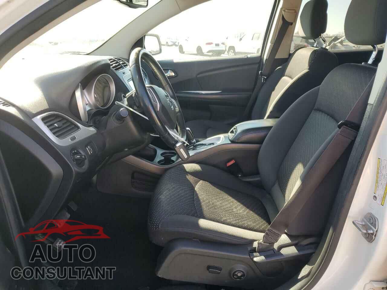 DODGE JOURNEY 2017 - 3C4PDCBB8HT675449