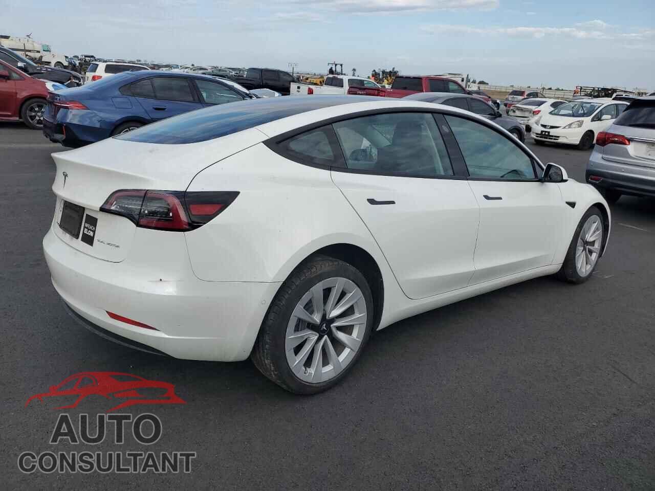 TESLA MODEL 3 2021 - 5YJ3E1EB2MF927328