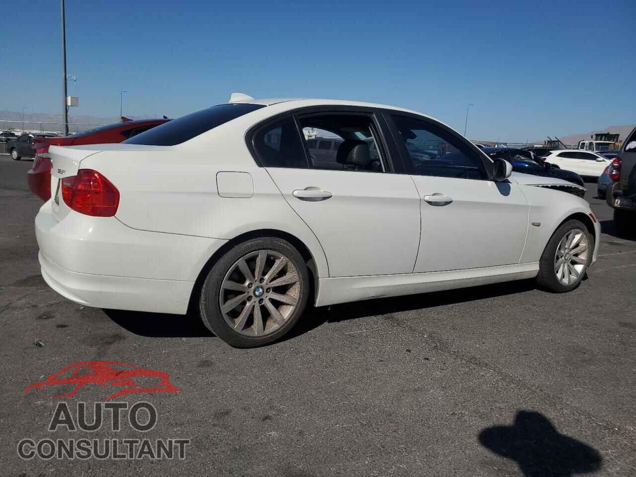 BMW 3 SERIES 2011 - WBAPH7C50BE677933