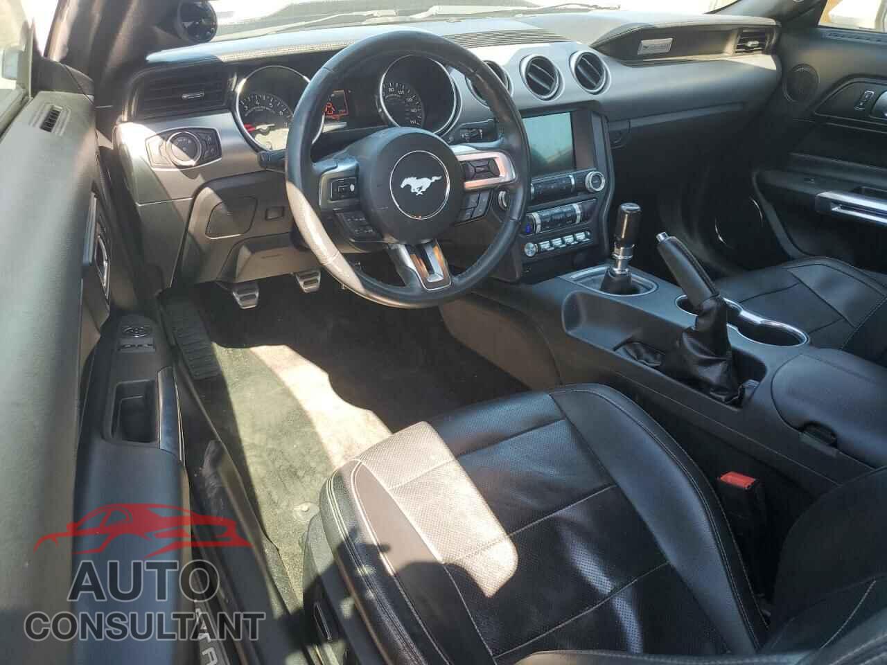 FORD MUSTANG 2018 - 1FA6P8CF5J5122416