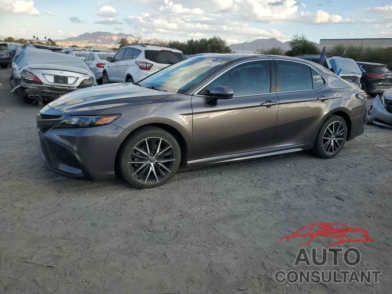 TOYOTA CAMRY 2021 - 4T1G11AK8MU546363