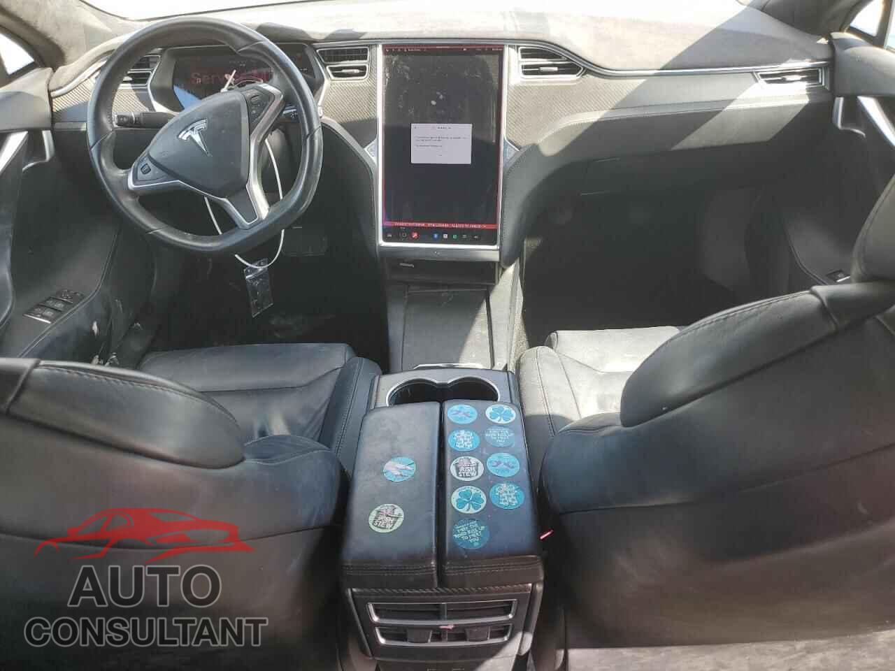 TESLA MODEL S 2017 - 5YJSA1E1XHF193140