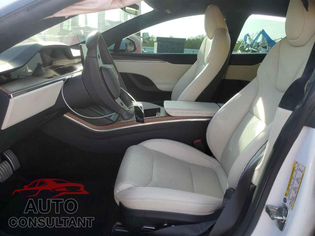 TESLA MODEL S 2022 - 5YJSA1E58NF483388