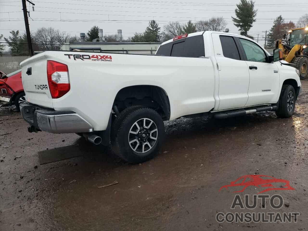 TOYOTA TUNDRA 2019 - 5TFCY5F16KX024297