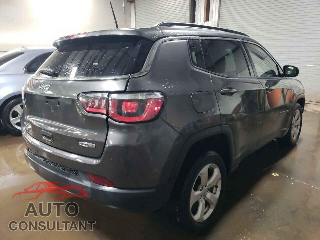 JEEP COMPASS 2018 - 3C4NJDBB7JT150040
