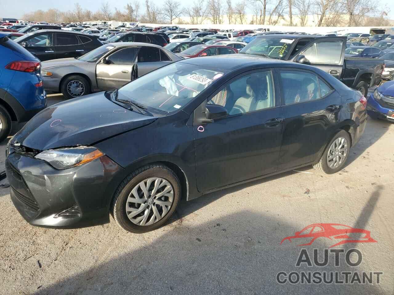 TOYOTA COROLLA 2018 - 2T1BURHE5JC070487