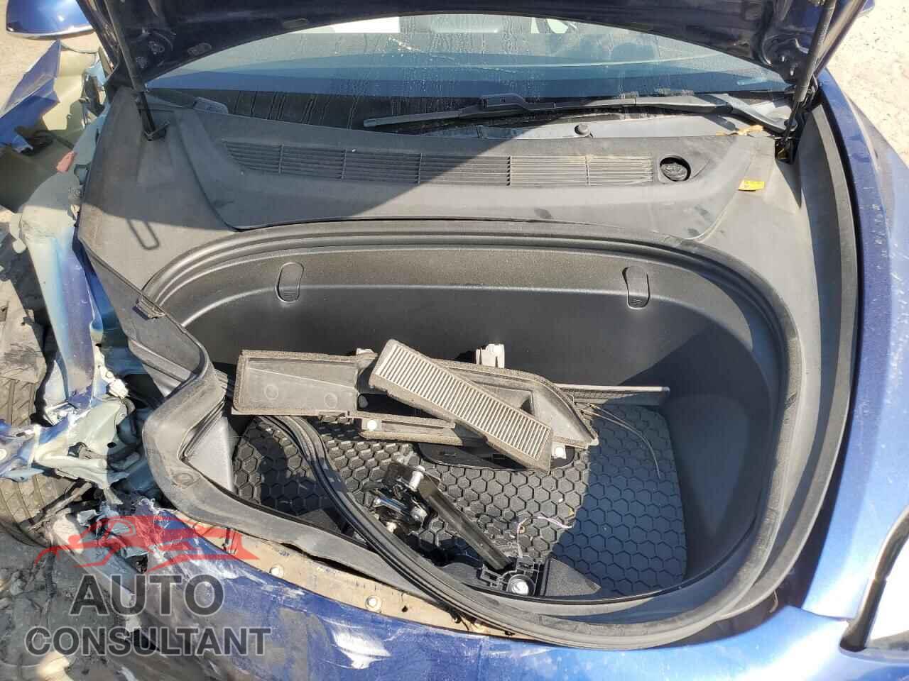 TESLA MODEL 3 2018 - 5YJ3E1EB2JF112140